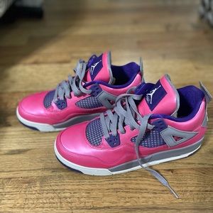 Air Jordan Retro A Pink Foil. Like-new, barely worn!!